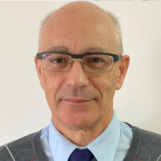 Jefferson	Cardia Simões